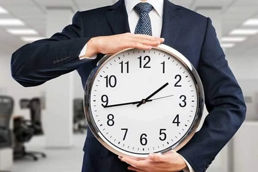 خبری مهم درباره ساعت کاری کارکنان دولت خبری مهم درباره ساعت کاری کارکنان دولت