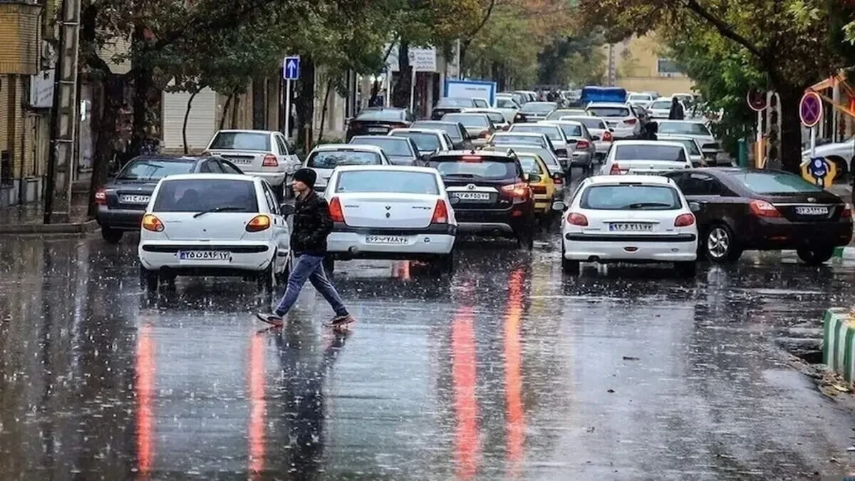 وقتی چند قطره باران، خیابان‌ها را قفل می‌کند